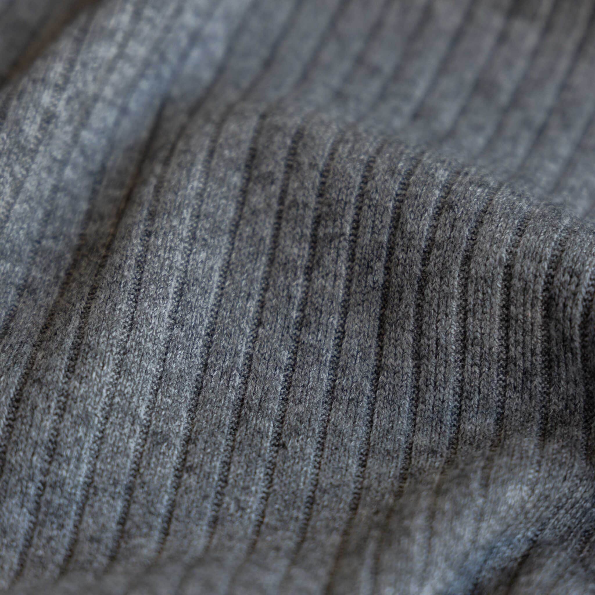 Heavy knitted rib grijs