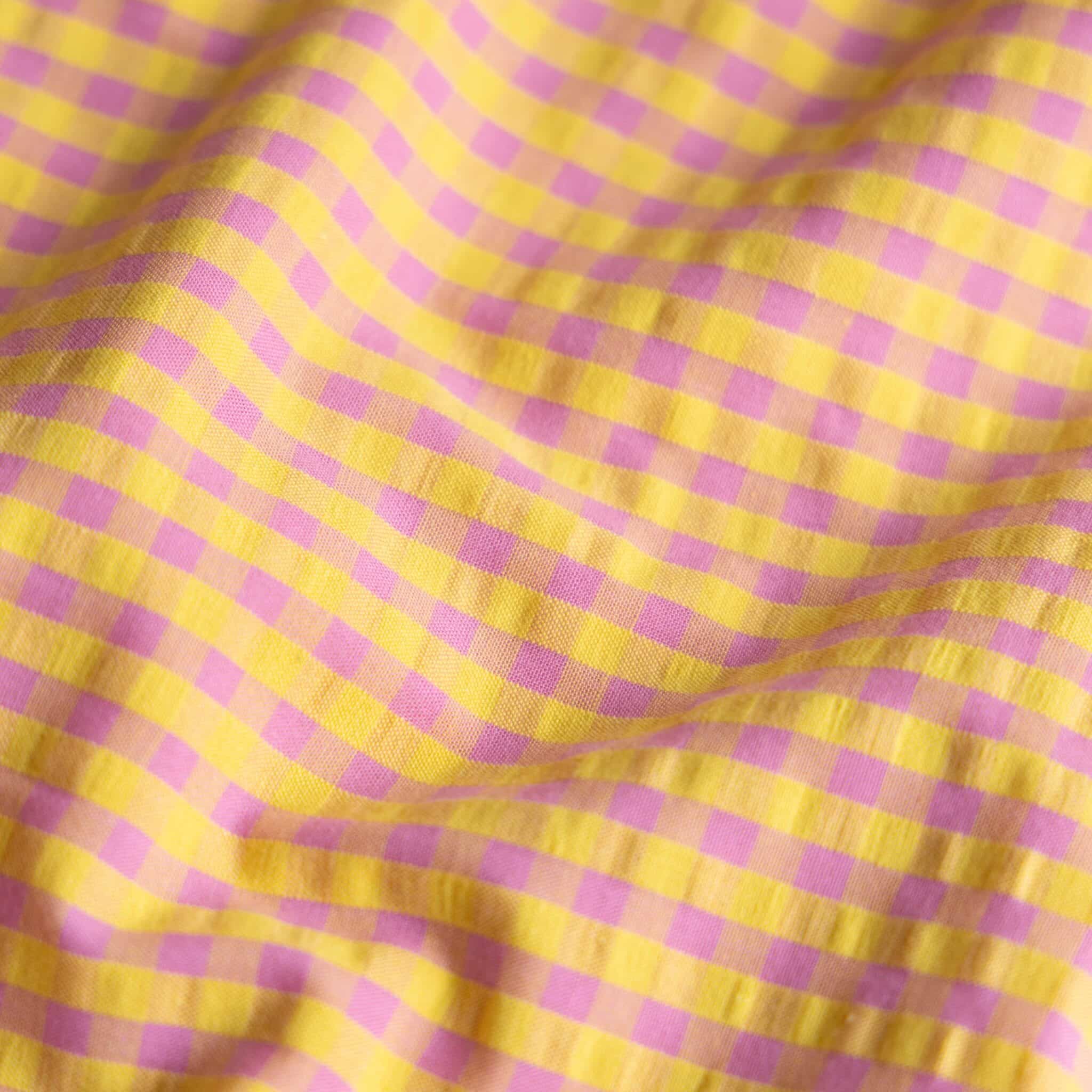 Seersucker ruit geel/roze
