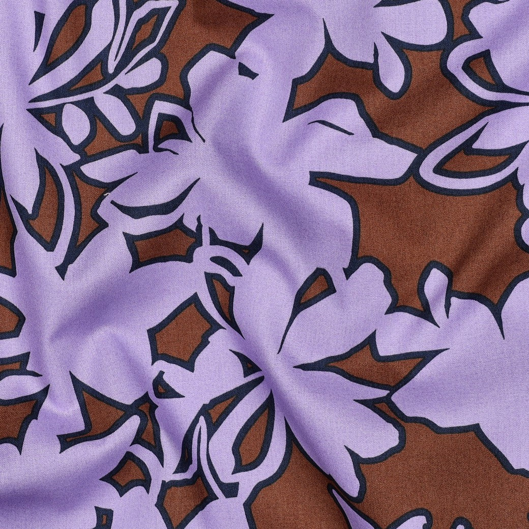 Fine poplin bloemen donkerbruin/lila