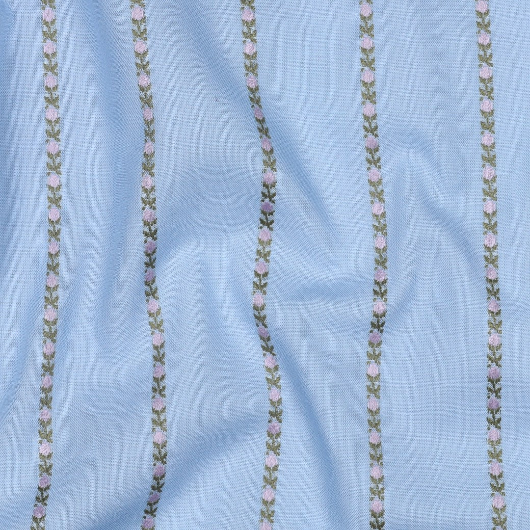 Katoenen voile dobby bloemen lichtblauw