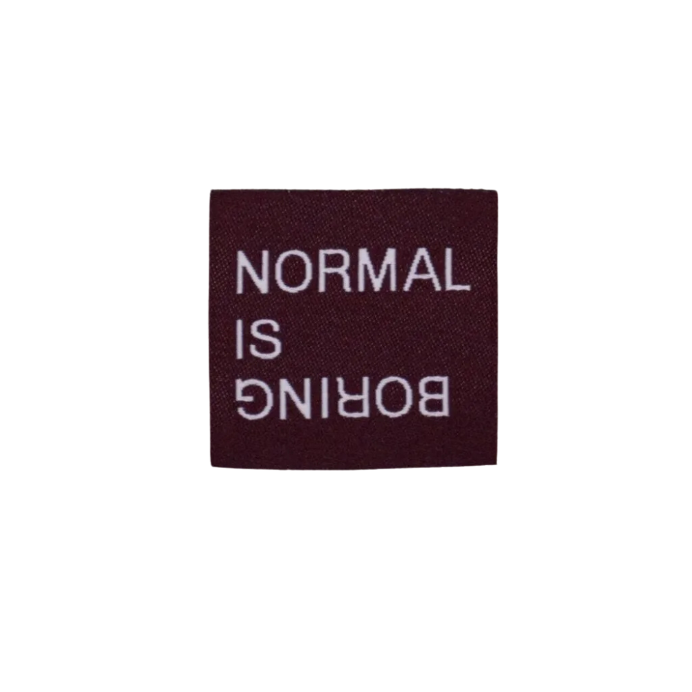 Loop&amp;Label - Normal is boring bordeaux - klein label