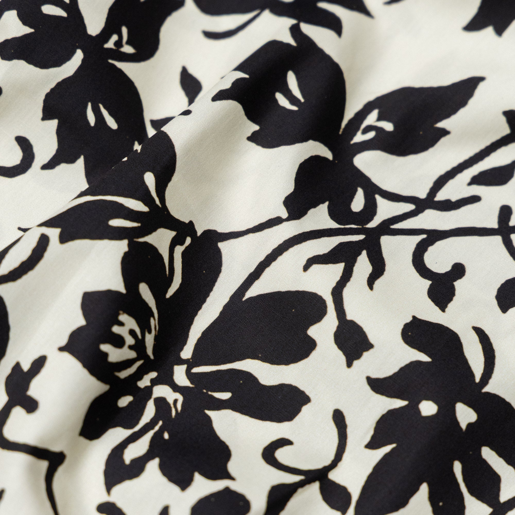 Fibre Mood - Katoenen poplin bloemen zwart