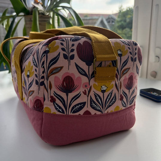Naaipakket Flo sporttas - tulpen roze