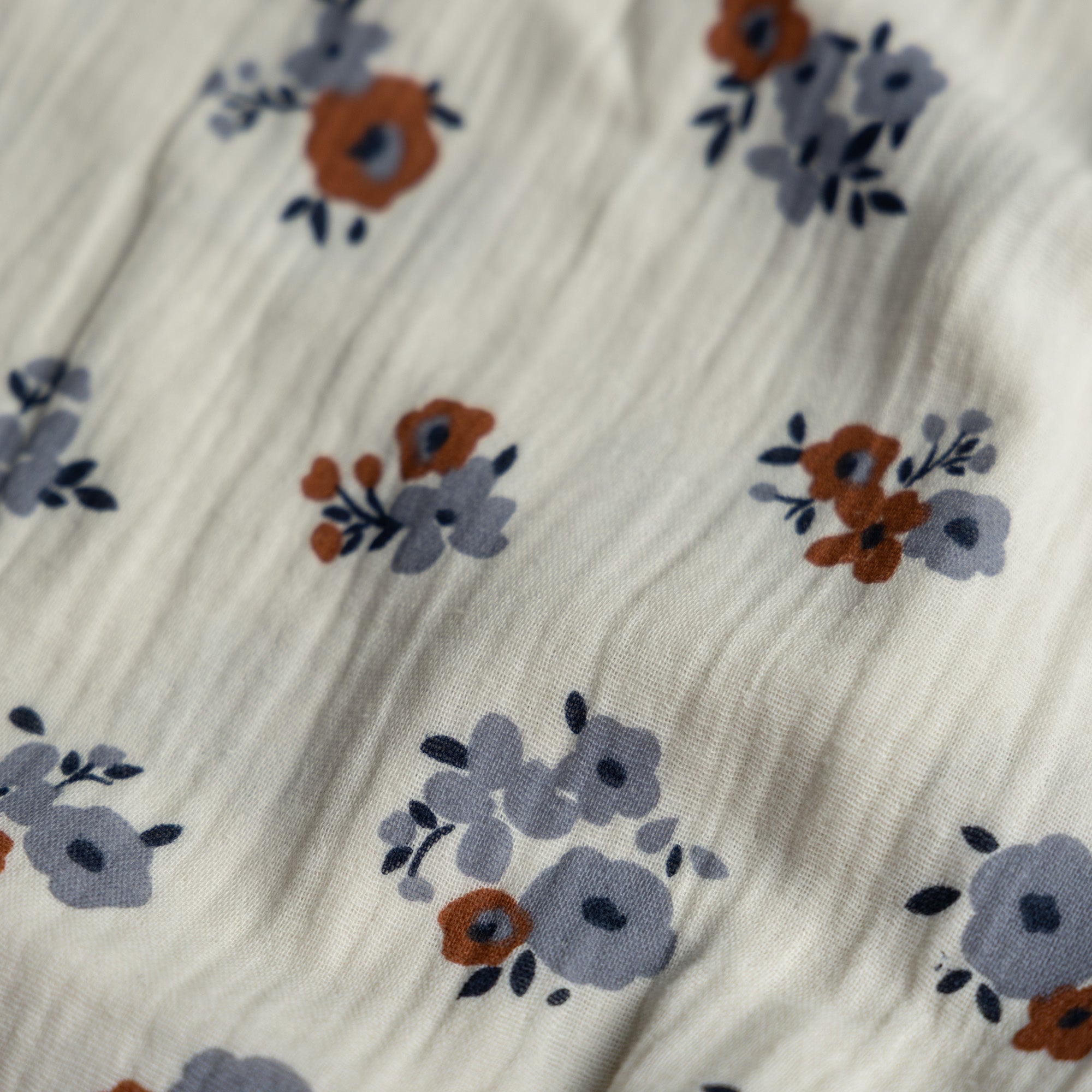Hydrofiel bloemen molisa ecru/blauw