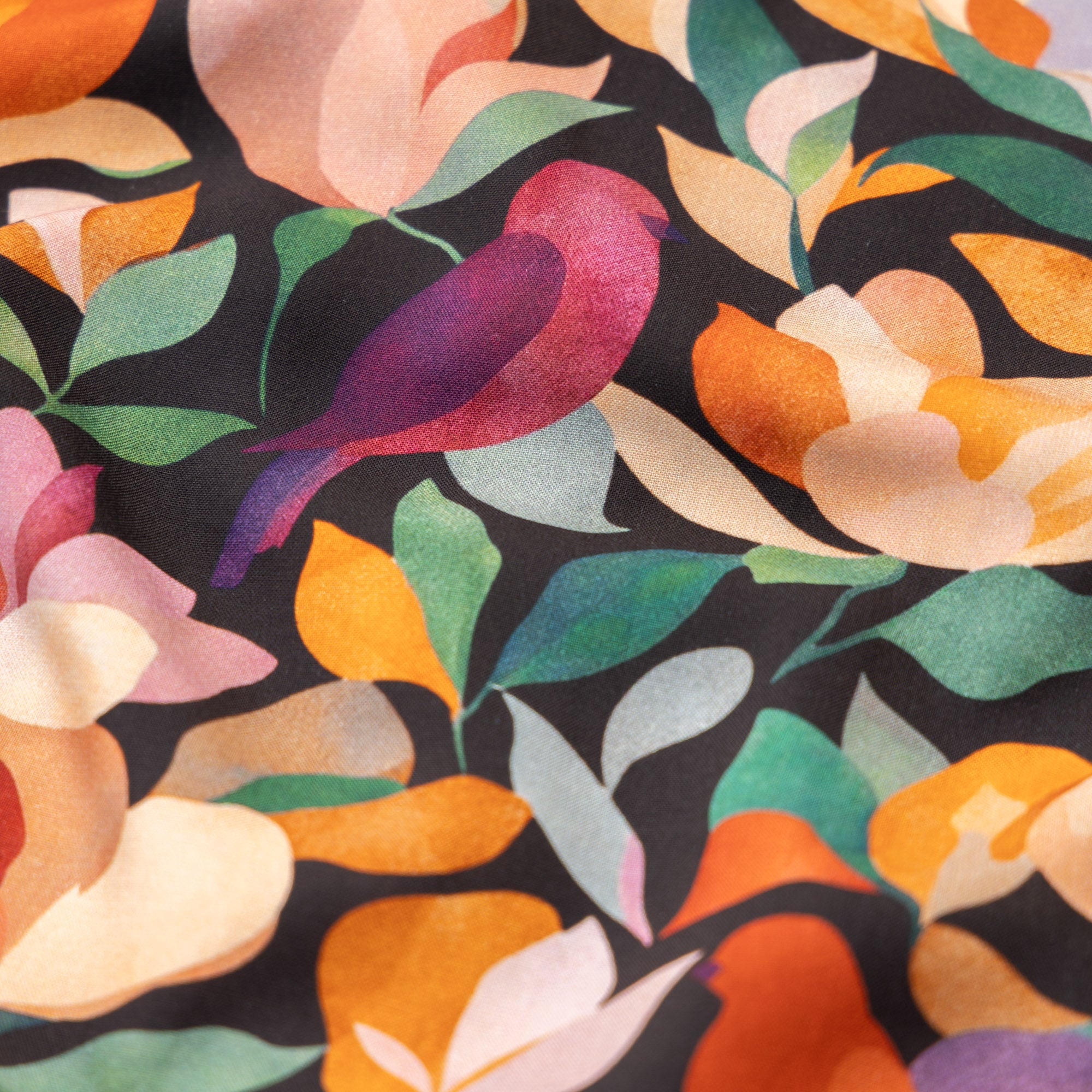 Viscose bloemen/vogels zwart