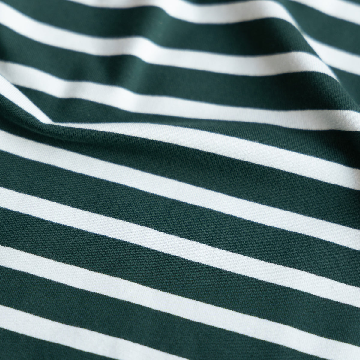 Jersey yarn dyed strepen donkergroen/offwhite