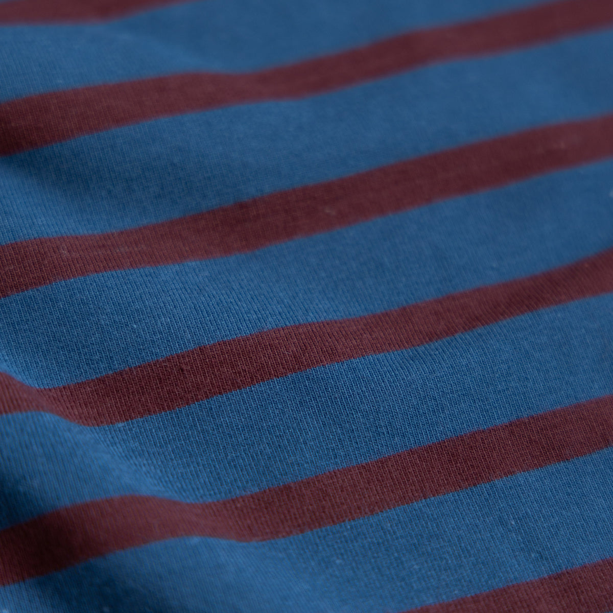 Jersey yarn dyed strepen donker jeansblauw/burgundy