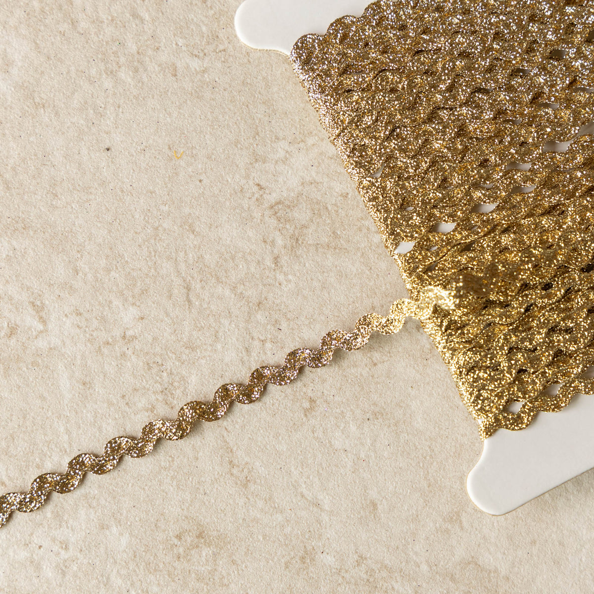 Zigzagband goud 7mm