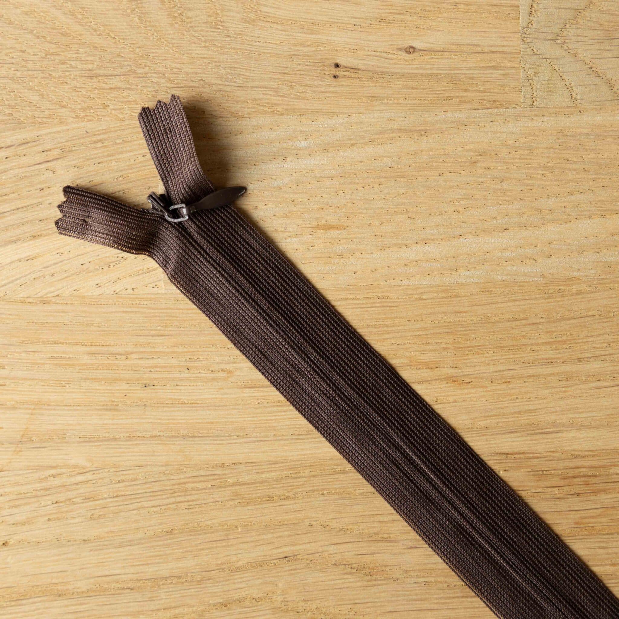 Blinde rits 22 cm - Donkerbruin (570)