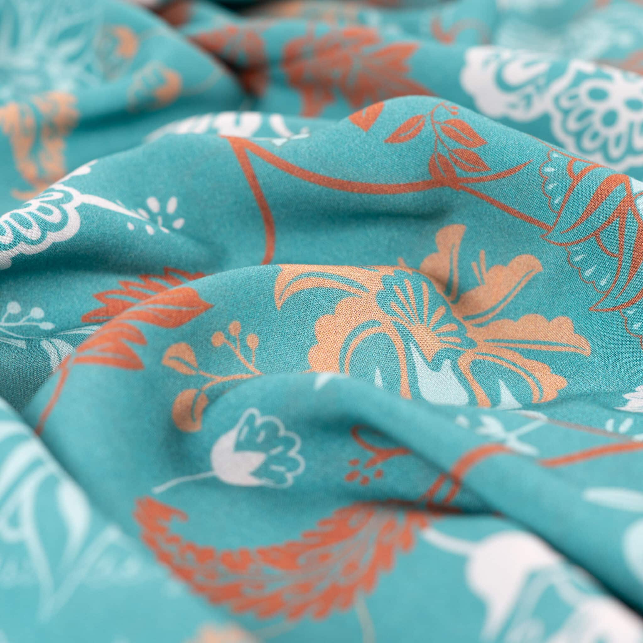 Coupon 150cm viscose voile paisley bloemen tiffany