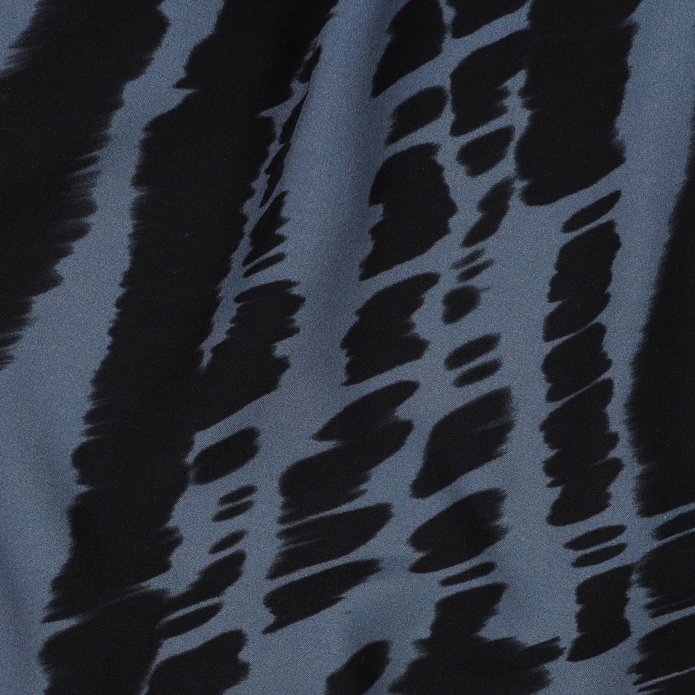 Coupon 170cm viscose radiance digitaal abstract blauw