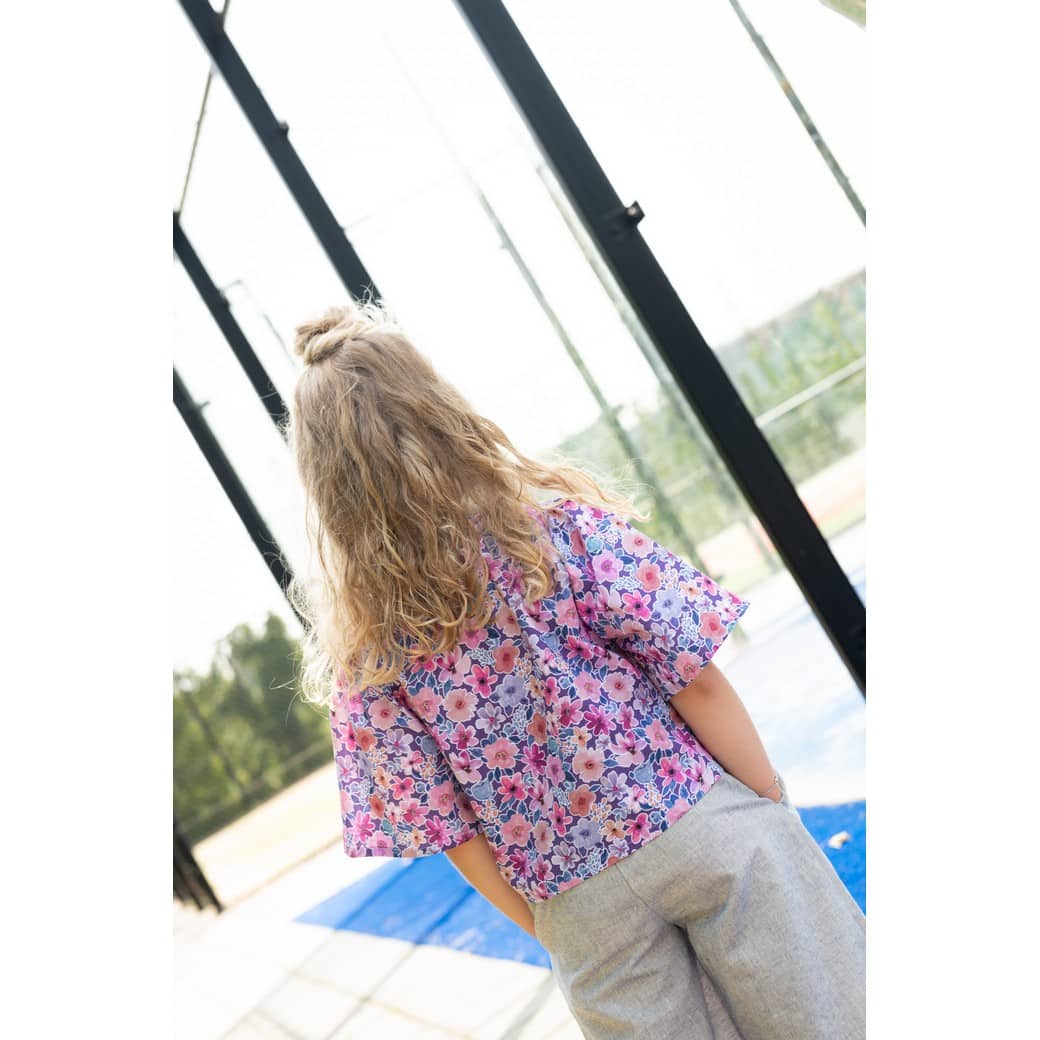 Coupon 90cm fine poplin digitaal bloemen paars