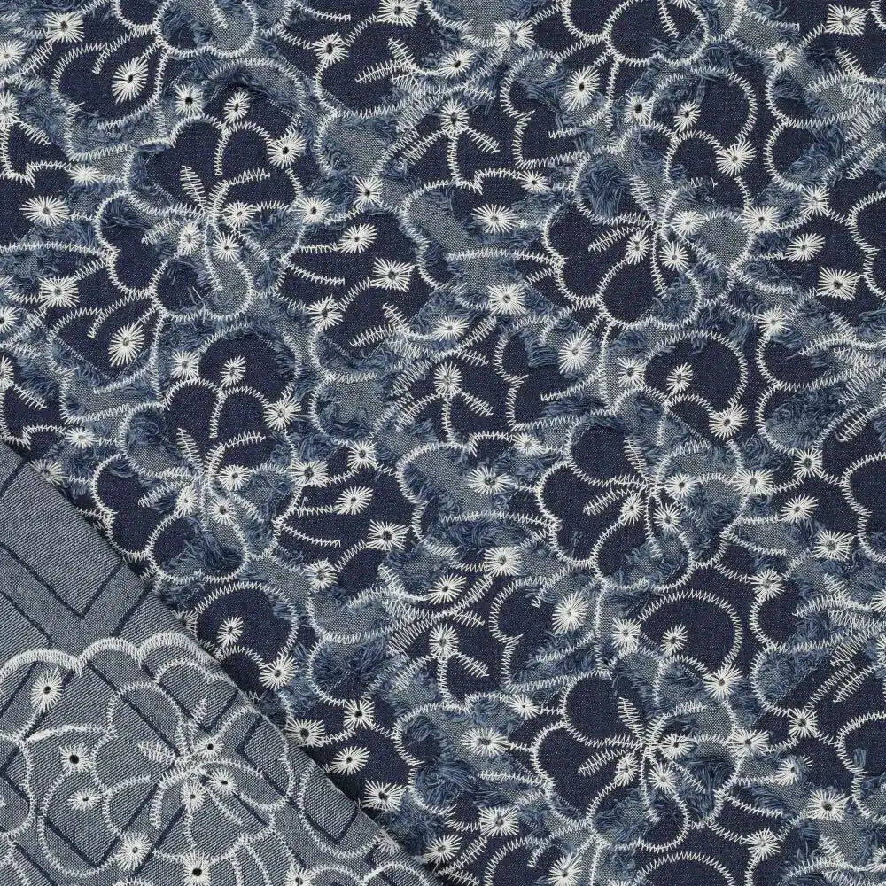 Denim geborduurde bloemen indigo