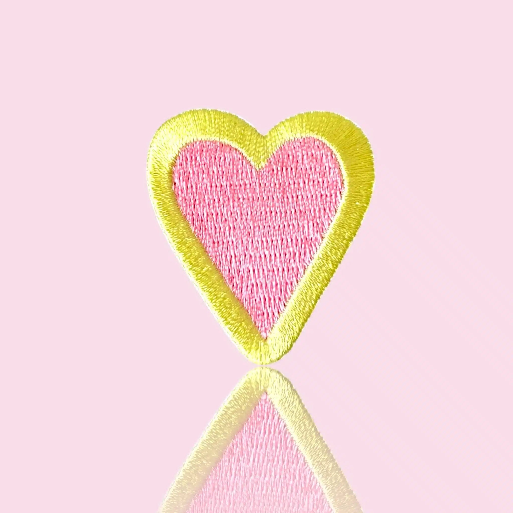 HejPatches - strijkapplicatie hart geel/roze
