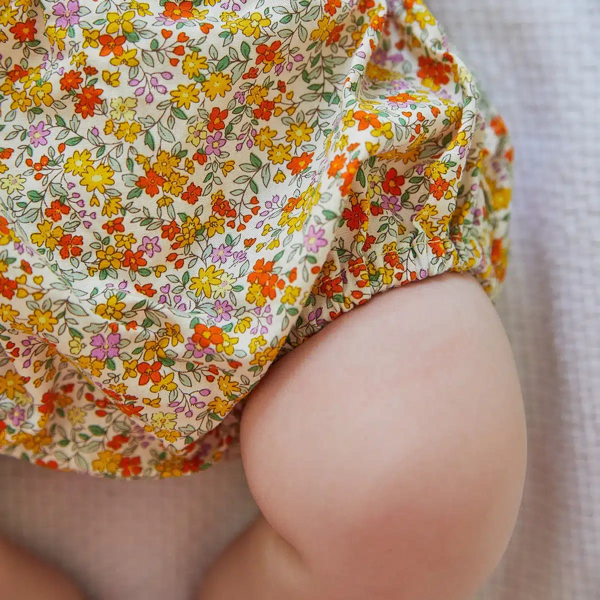 Ikatee - Bilbao baby bloomers (papieren patroon)