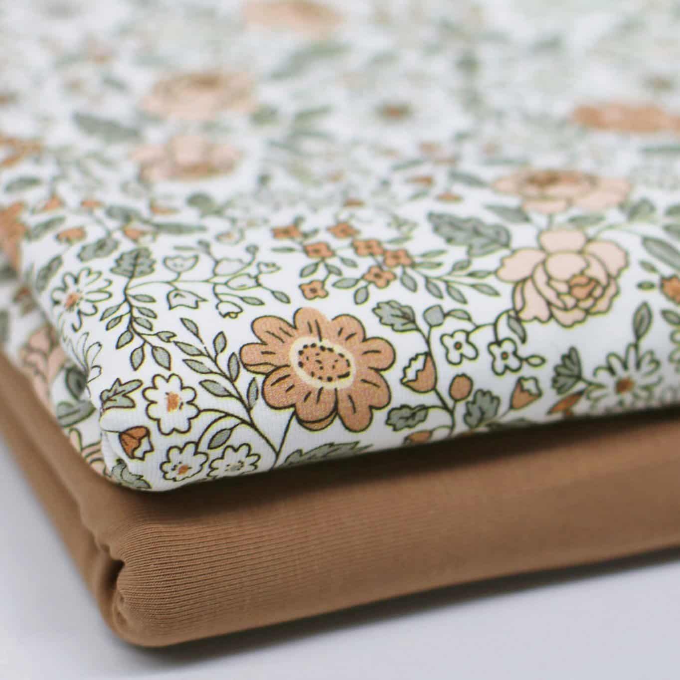 Jersey digitaal bloemen perzik/offwhite