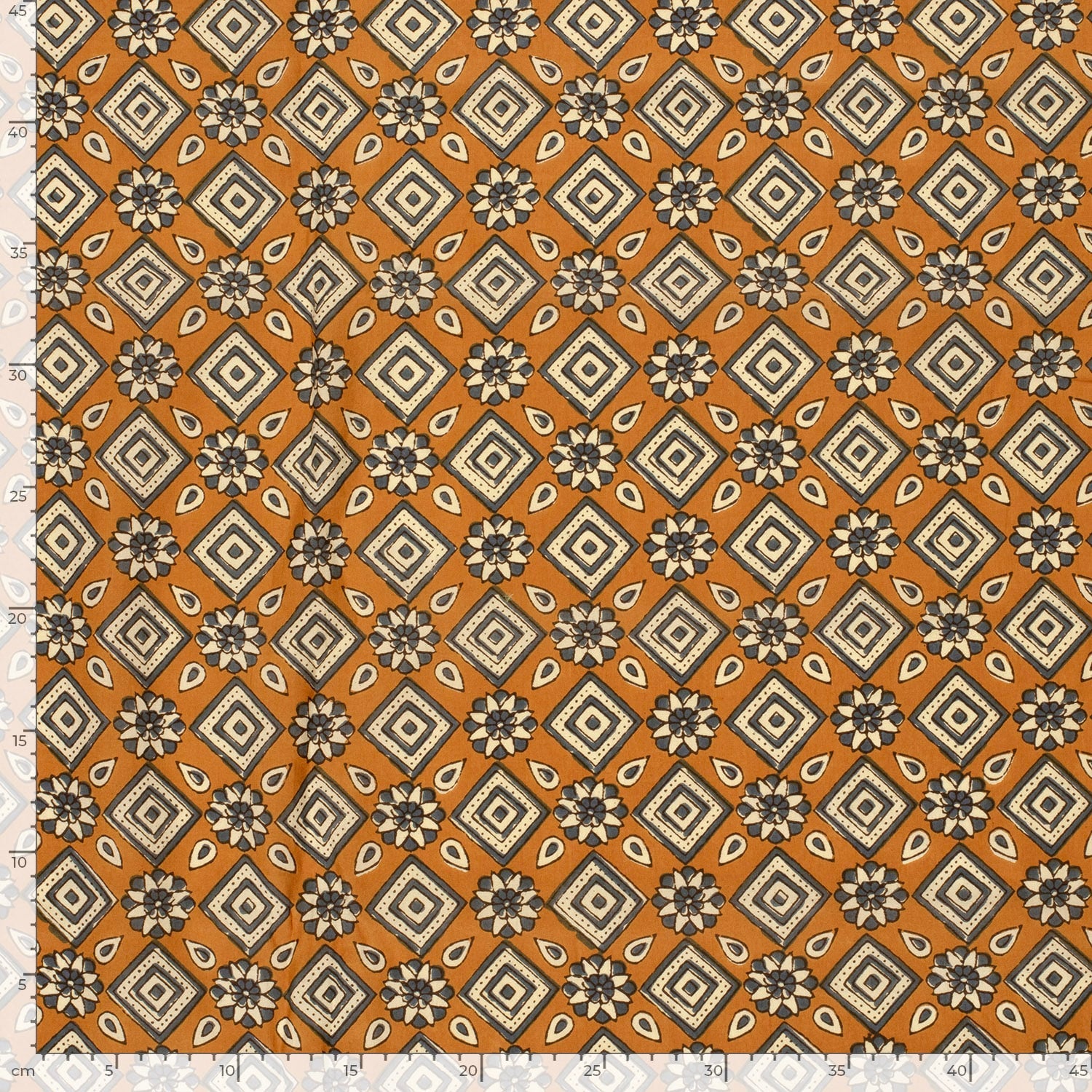 Katoenen voile batik abstract roestbruin