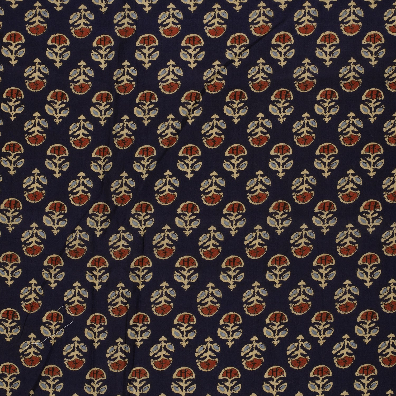 Katoenen voile batik bloemen marine