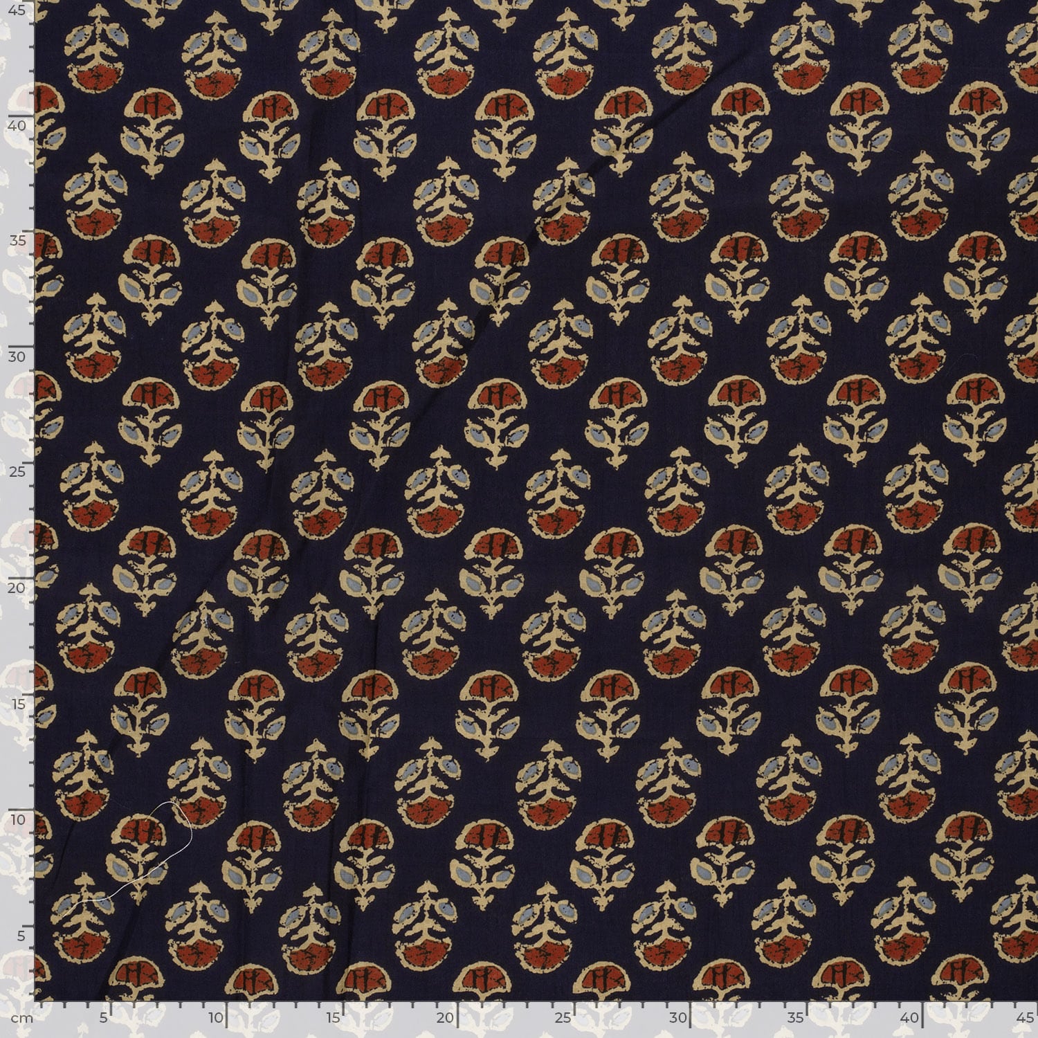 Katoenen voile batik bloemen marine
