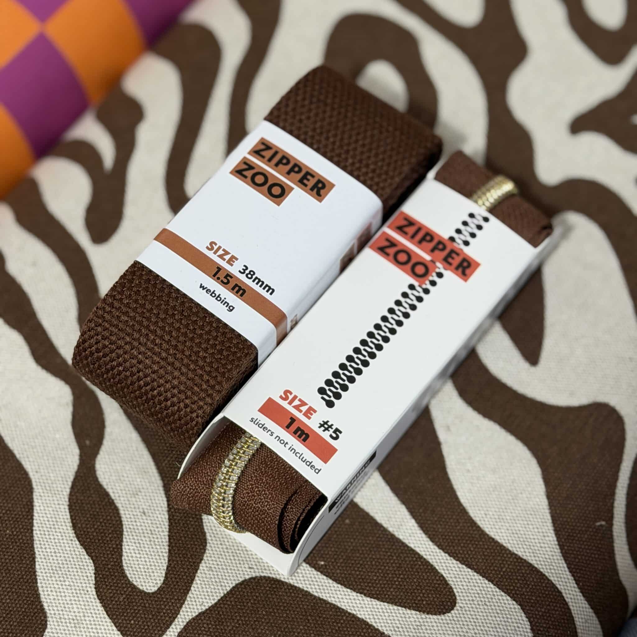 Pakket strandtas + etui zebraprint earth