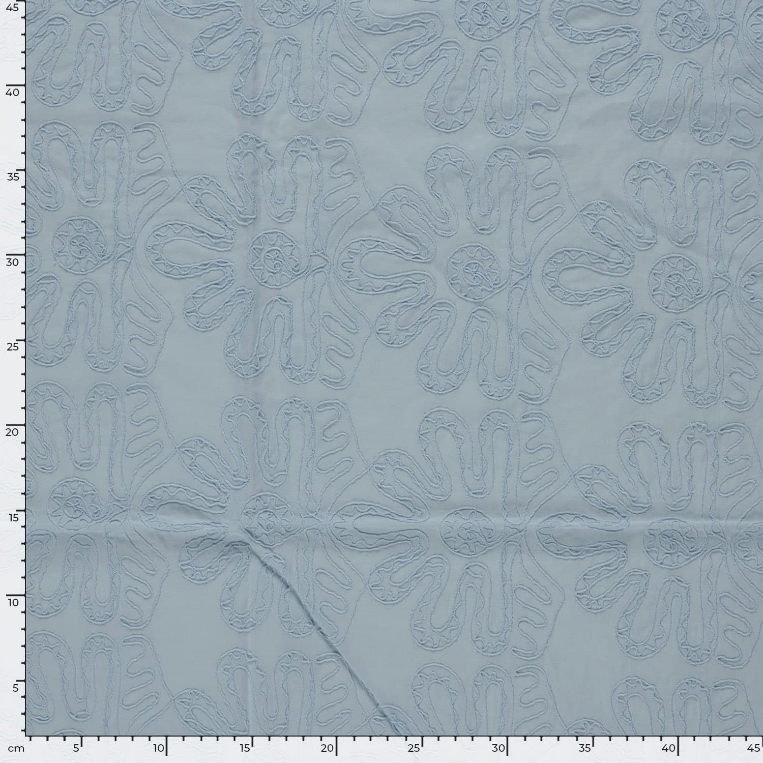 Poplin geborduurde bloemen lichtblauw