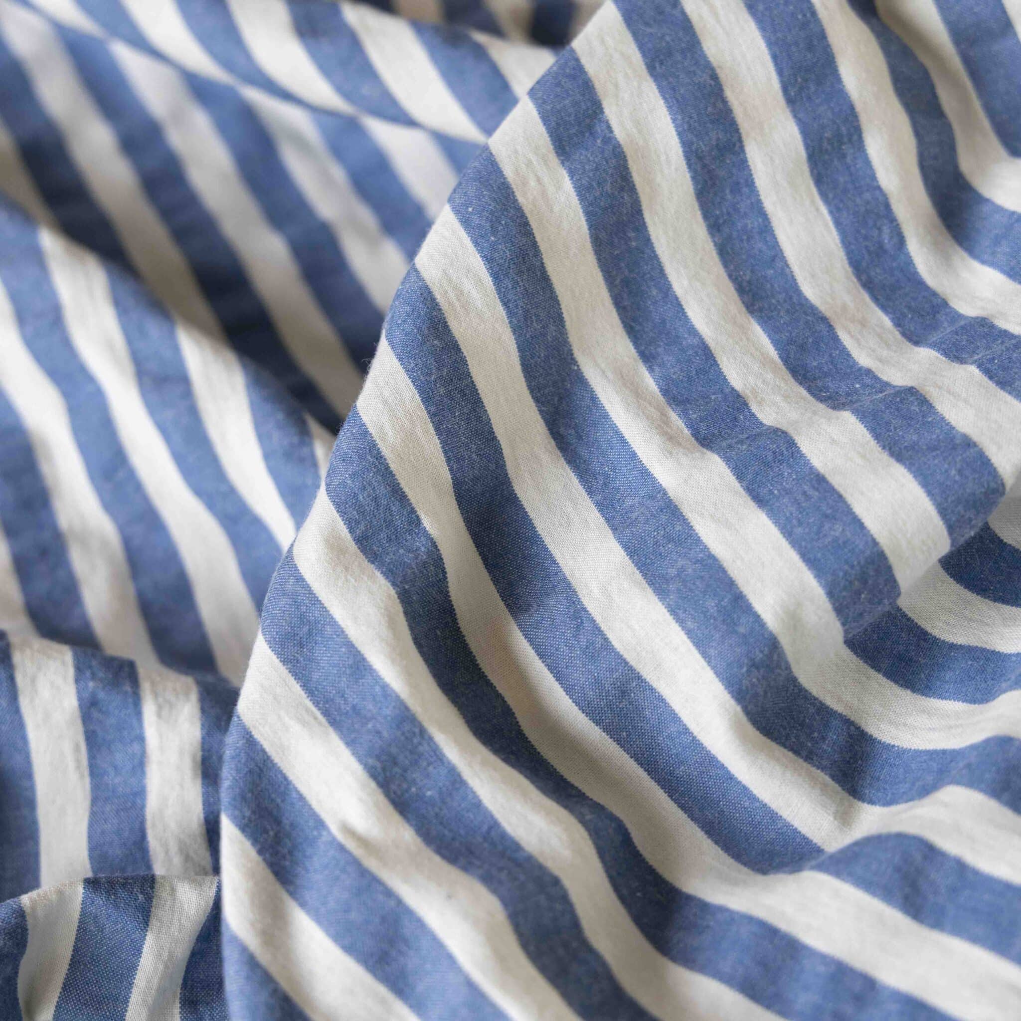 Seersucker strepen blauw/offwhite