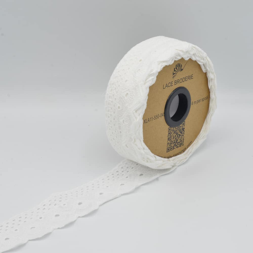 Sierband broderie 45mm wit