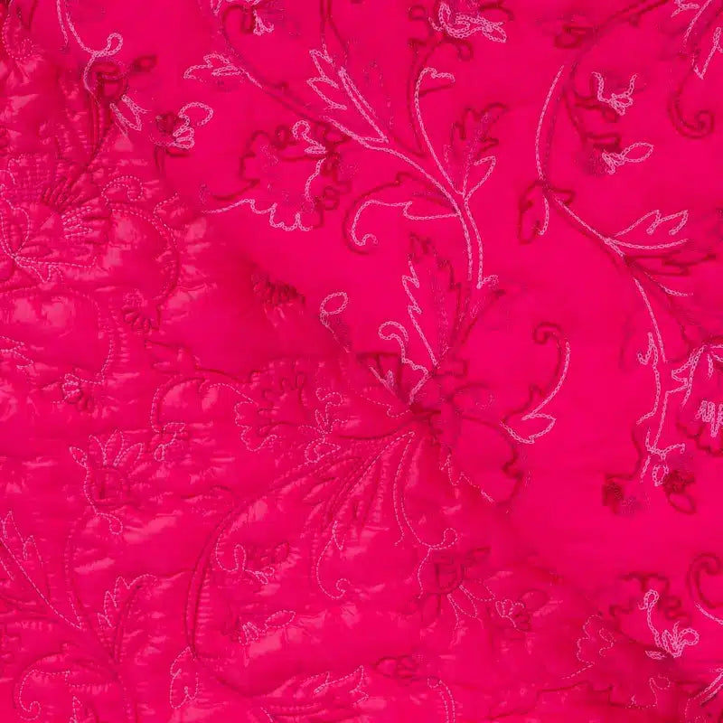 Stepped geborduurde bloemen fuchsia
