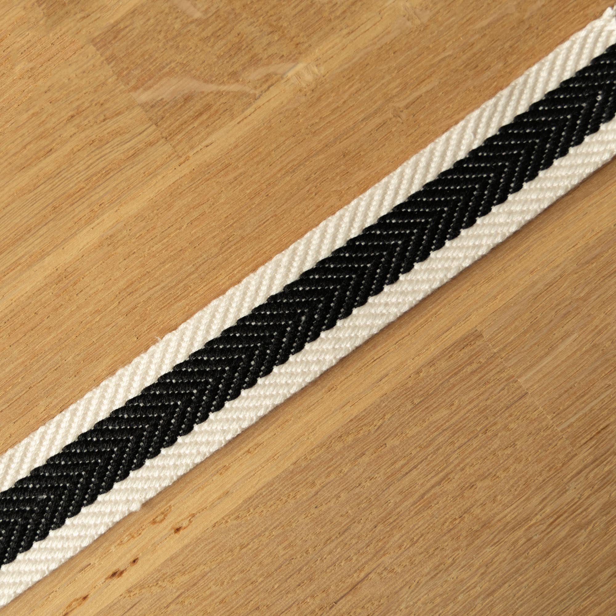 Tassenband visgraat 30mm zwart