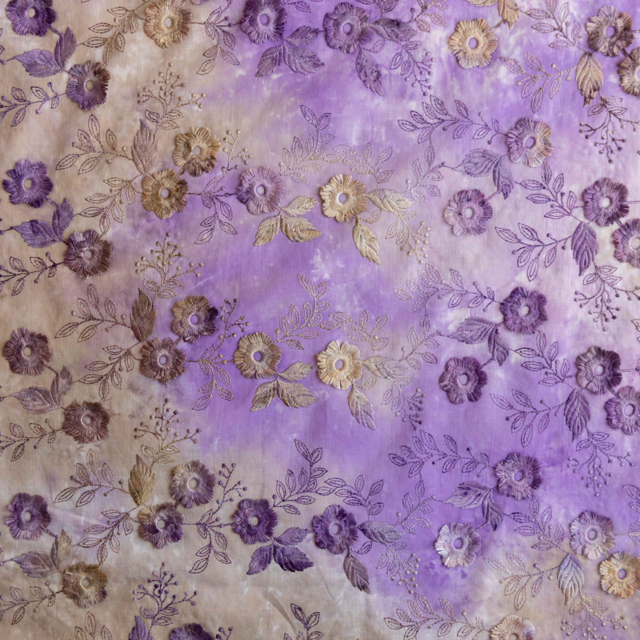 Tie dye broderie lila