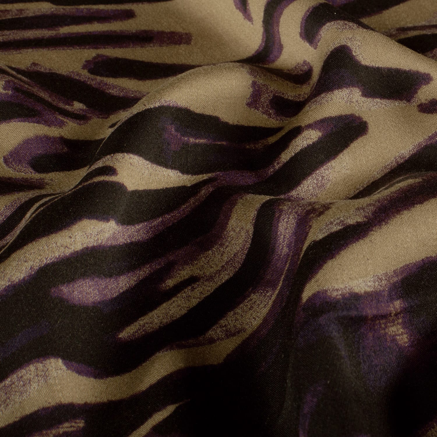 Viscose satijn abstract camel