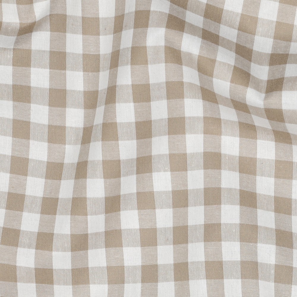 Yarn dyed poplin ruit 10mm zand