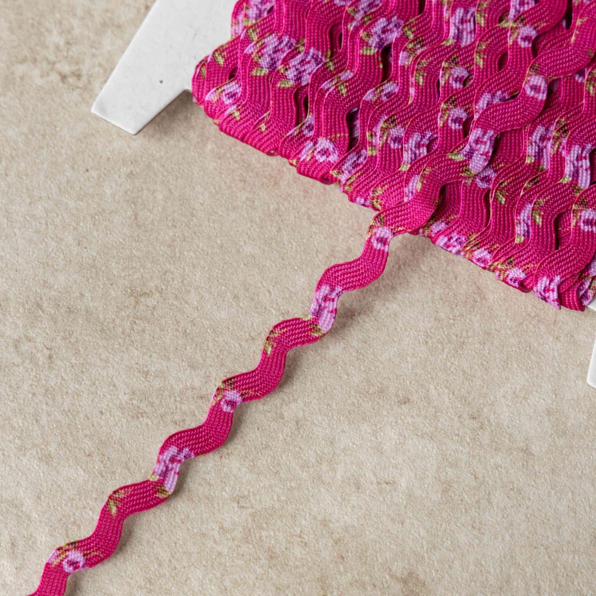 Zigzagband bloemen - Fuchsia