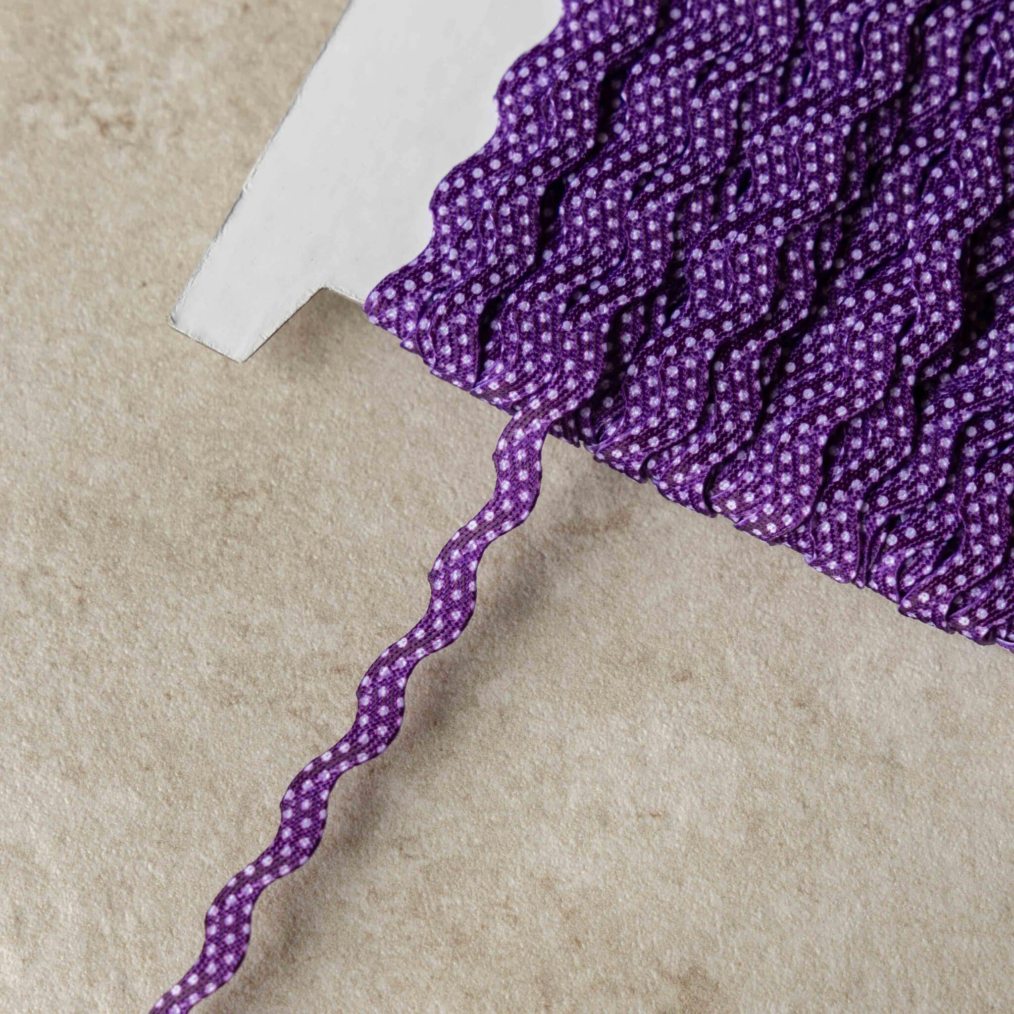 Zigzagband stippen 5mm - Paars